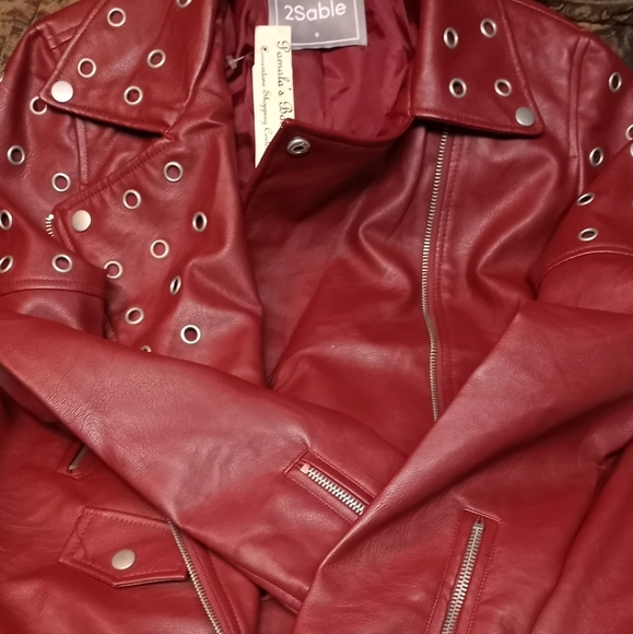Leather jacket - Picture 2 of 2